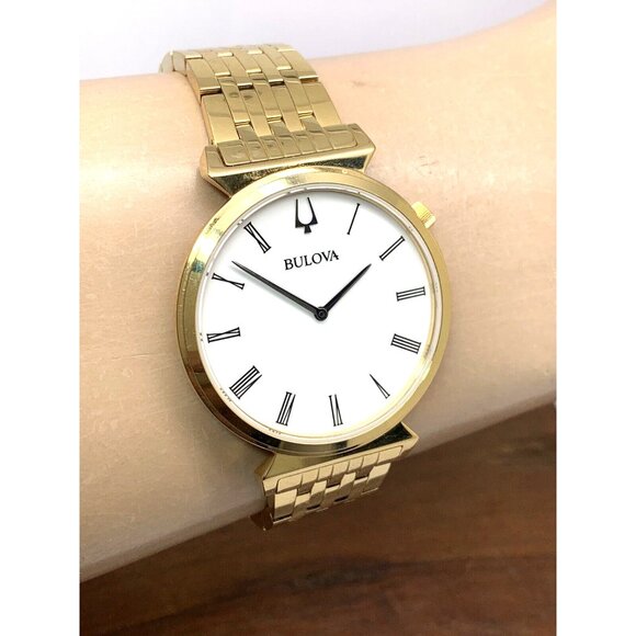 Bulova Men's Watch 97A153 Regatta Quartz White Dial Gold Stainless Steel 38mm - Picture 9 of 12